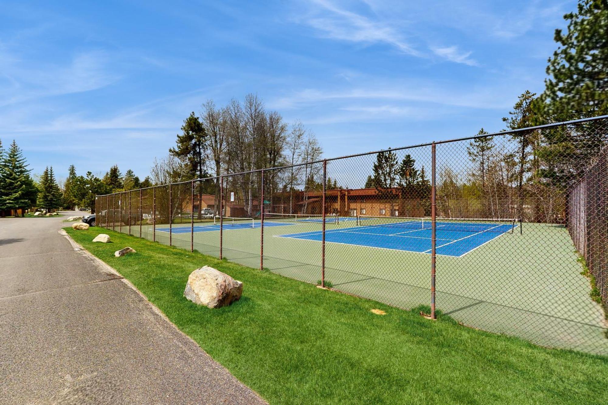 Aspen Village Golf Course Condo - Snowshoes McCall Exterior photo